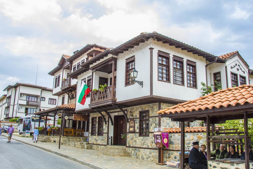 Alexandrov's Houses Zlatograd